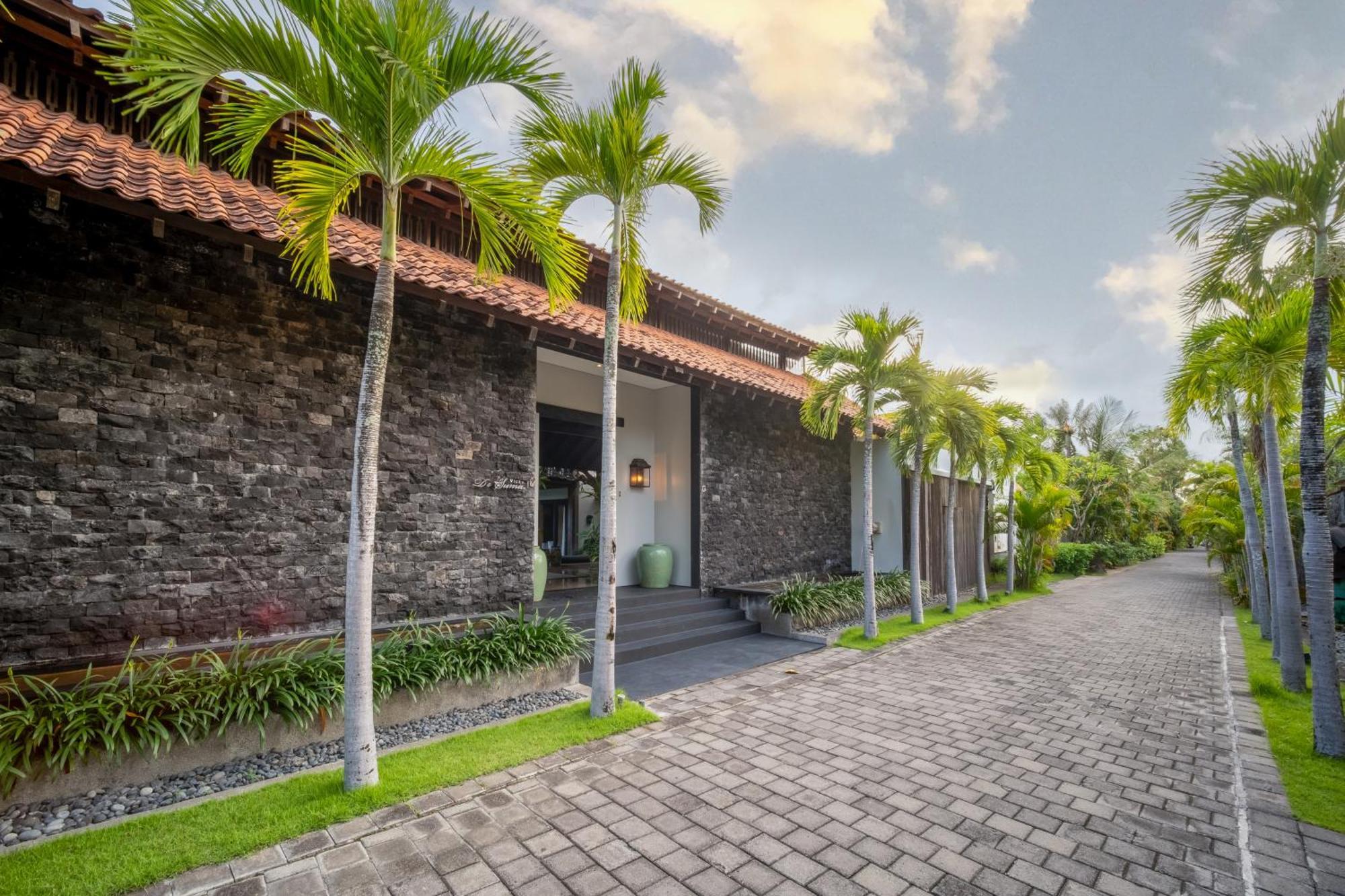 Villa De Suma - Fully Staffed Luxury Villa, Walk To The Beach! Seminyak  Exterior photo