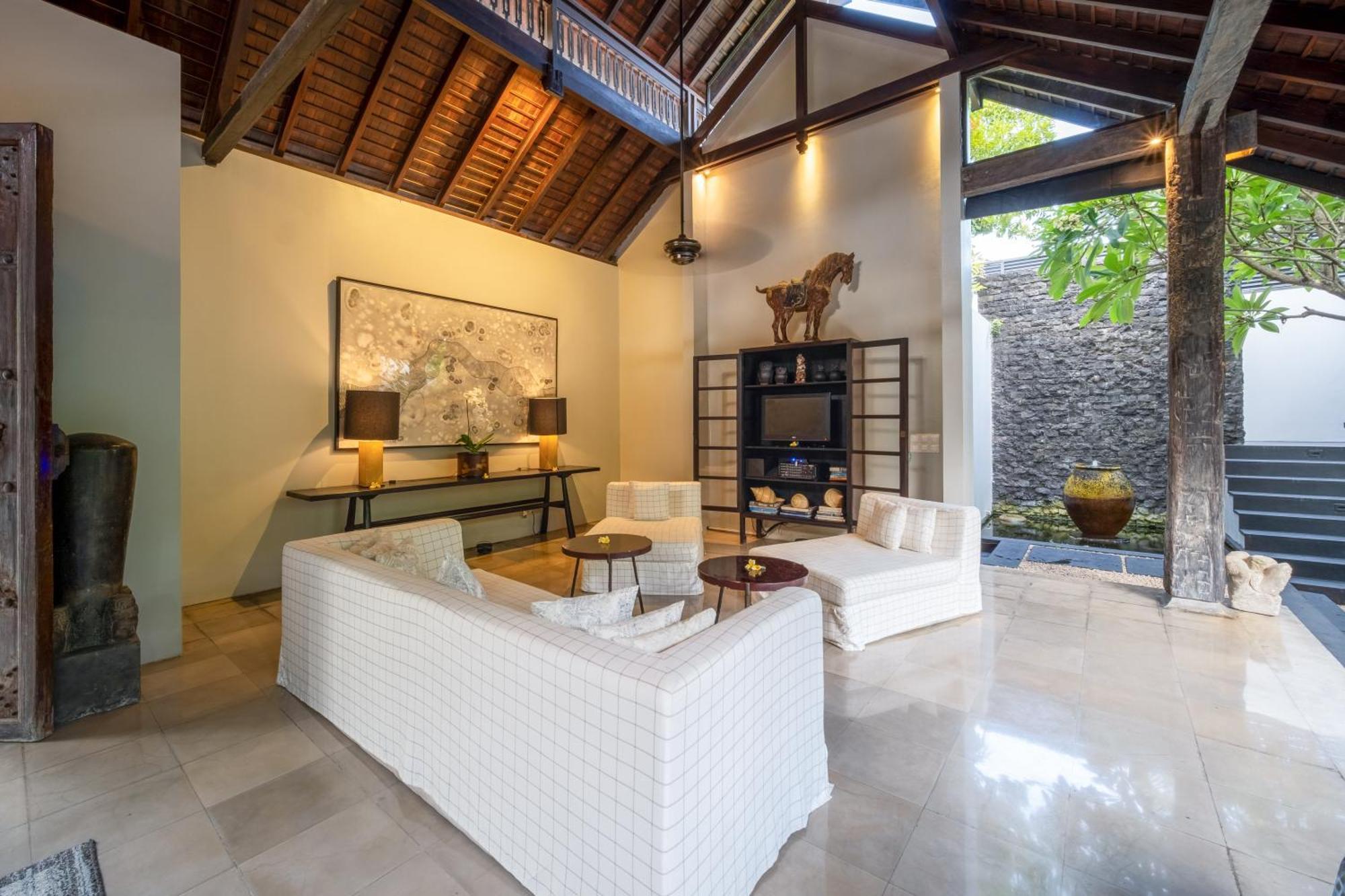 Villa De Suma - Fully Staffed Luxury Villa, Walk To The Beach! Seminyak  Exterior photo