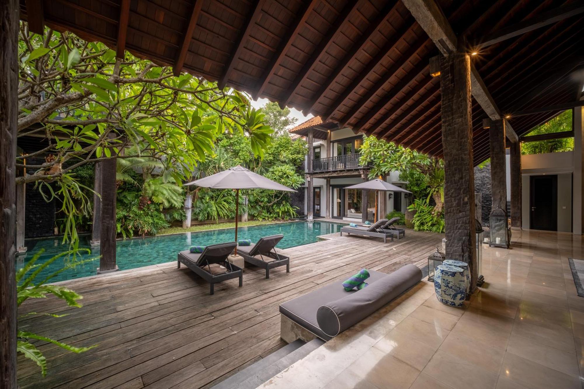 Villa De Suma - Fully Staffed Luxury Villa, Walk To The Beach! Seminyak  Exterior photo
